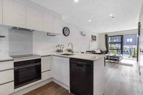 Photo of property in 8 Jabuka Street, Glen Eden, Auckland, 0602