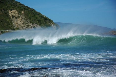 Photo of property in 203 Houghton Bay Road, Houghton Bay, Wellington, 6023