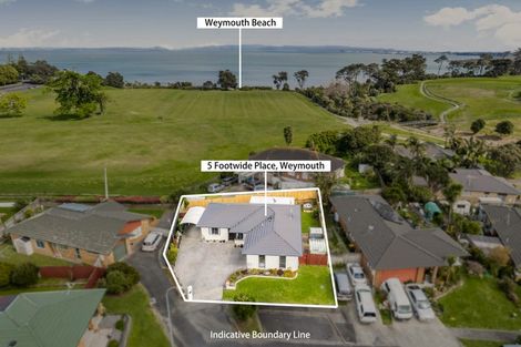 Photo of property in 5 Footwide Place, Weymouth, Auckland, 2103