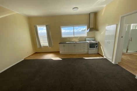 Photo of property in Rowena Hostel, 61 Ellice Street, Mount Victoria, Wellington, 6011