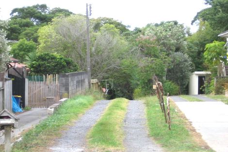 Photo of property in 2/305 Rangatira Road, Beach Haven, Auckland, 0626