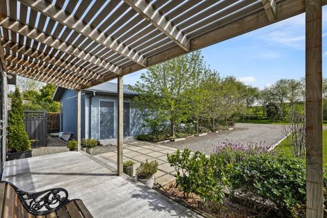 Photo of property in 2 Valley Road, Waitoki, Kaukapakapa, 0871