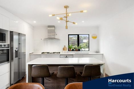 Photo of property in 1b Makora Road, Massey, Auckland, 0614