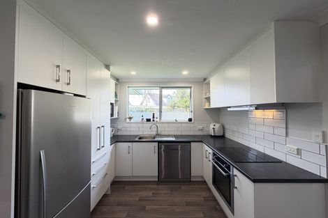 Photo of property in 34b Somerset Crescent, Highbury, Palmerston North, 4412