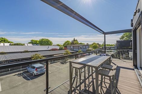 Photo of property in 4/275 Kilmore Street, Christchurch Central, Christchurch, 8011