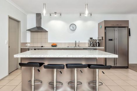 Photo of property in 2 Crackerjack Crescent, Kerikeri, 0293