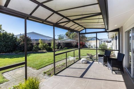 Photo of property in 10 Westerleigh Street, Bishopdale, Christchurch, 8053