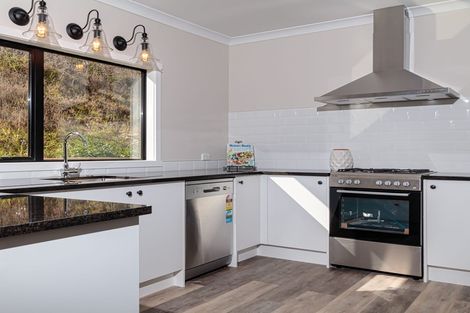 Photo of property in 51 Kent Terrace, Taradale, Napier, 4112