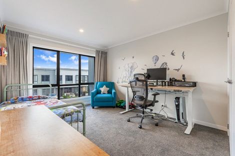 Photo of property in 9a Ian Morrison Road, Hobsonville, Auckland, 0616