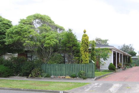 Photo of property in 36 Kapanui Road, Waikanae, 5036