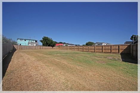 Photo of property in 120 Seabury Avenue, Foxton Beach, Foxton, 4815