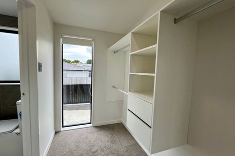 Photo of property in 98b Royal Road, Massey, Auckland, 0614