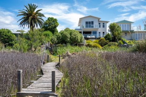 Photo of property in 2 Collison Terrace, Haumoana, 4102