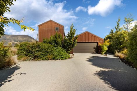 Photo of property in 47 Jacks Point Rise, Jacks Point, Queenstown, 9371