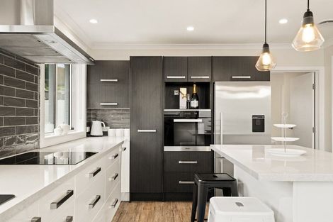 Photo of property in 14 Elwyn Crescent, Green Island, Dunedin, 9018