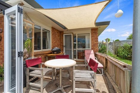 Photo of property in 16 Kentia Avenue, Mount Maunganui, 3116