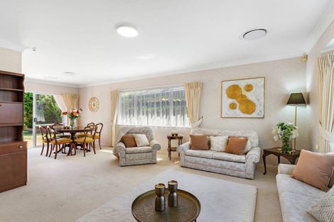 Photo of property in 10 Yarlside Place, Northpark, Auckland, 2013