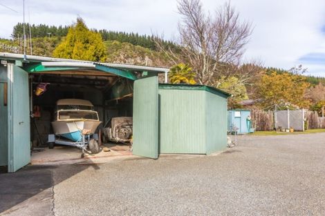 Photo of property in 6 Parekarangaranga Street, Motuoapa, Turangi, 3382
