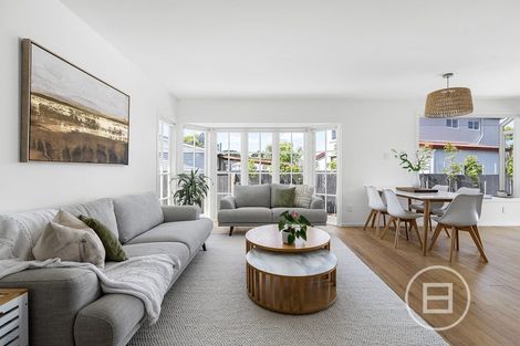 Photo of property in 27 Sylvia Road, Hillcrest, Auckland, 0627