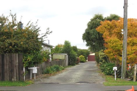 Photo of property in 2/26 Northcote Road, Northcote, Christchurch, 8052