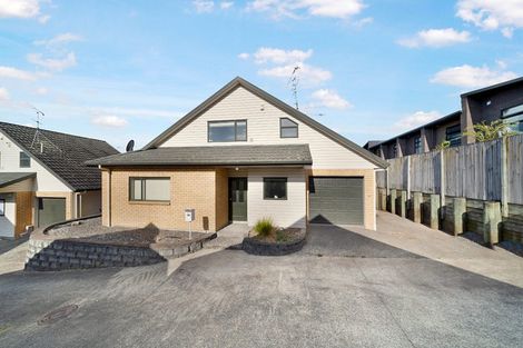 Photo of property in St Claire Village, 120/172 Mcleod Road, Te Atatu South, Auckland, 0610