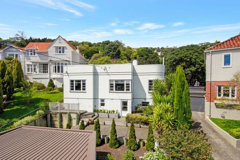 Photo of property in 49 Cavendish Square, Strathmore Park, Wellington, 6022
