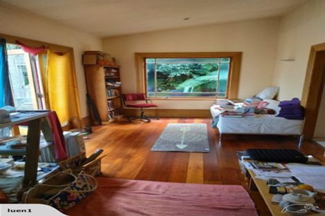 Photo of property in 133 Eden Street, Island Bay, Wellington, 6023