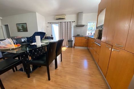 Photo of property in 52c Alfriston Road, Manurewa East, Auckland, 2102