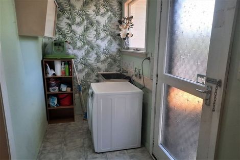 Photo of property in 43 Prestons Road, Redwood, Christchurch, 8051