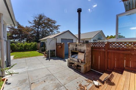 Photo of property in 12 Craig Street, Stratford, 4332