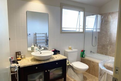 Photo of property in 140 Gills Road, Albany Heights, Auckland, 0632