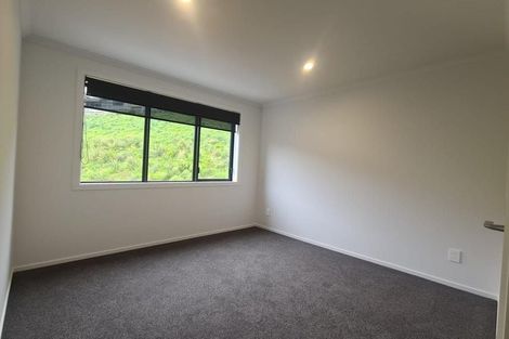 Photo of property in 5 Holystone Road, Whitby, Porirua, 5024