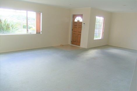 Photo of property in 10 Marbella Drive, Massey, Auckland, 0614