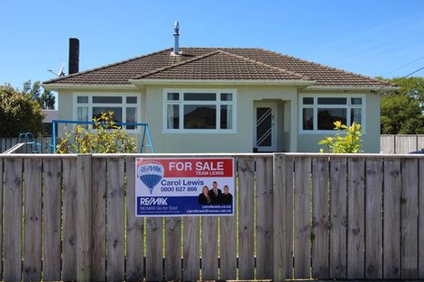 Photo of property in 15 Totara Street, Marton, 4710