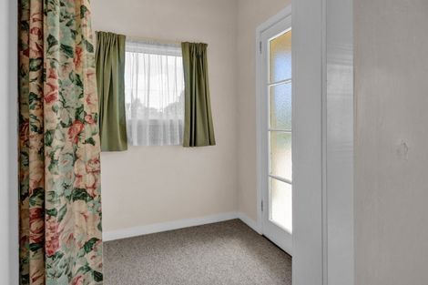 Photo of property in 16 Layard Street, Opunake, 4616