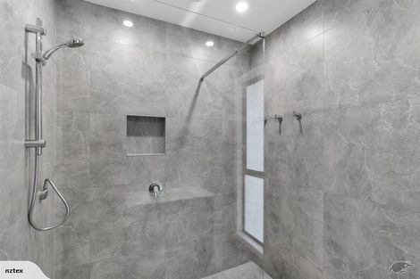 Photo of property in 35 Ranui Avenue, Ranui, Auckland, 0612