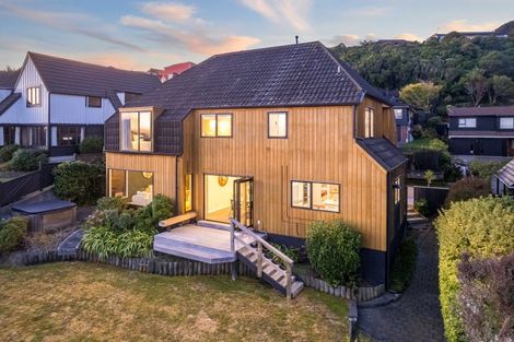 Photo of property in 9 Satara Crescent, Khandallah, Wellington, 6035