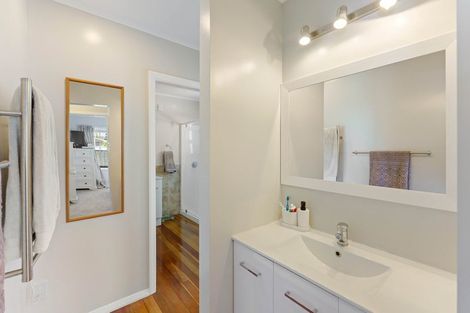 Photo of property in 6 Anzac Road, Otaki, 5512