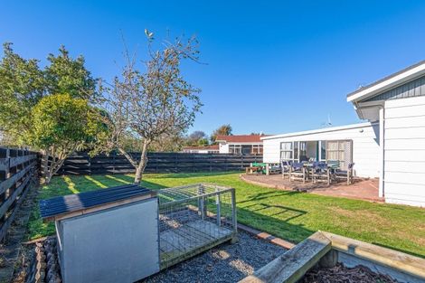 Photo of property in 12 Walker Crescent, Bulls, 4818