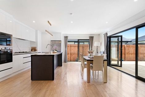 Photo of property in 24 Opouatu Avenue, Glenbrook, 2681