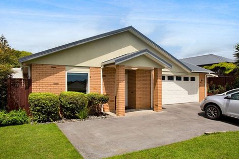 Photo of property in 32 Penrod Drive, Bell Block, New Plymouth, 4312