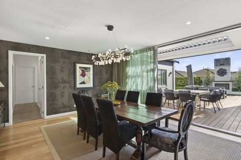 Photo of property in 5 Tupuhi Place, Highlands Park, New Plymouth, 4312