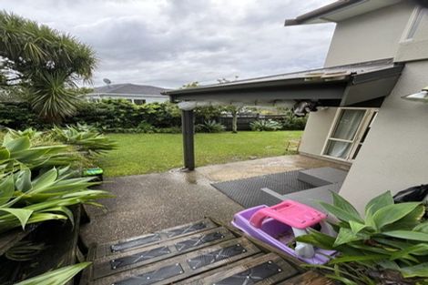 Photo of property in 11 Kittiwake Drive, Schnapper Rock, Auckland, 0632