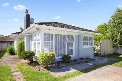 Photo of property in 10 Valley Road, Waiuku, 2123