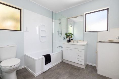 Photo of property in 42b Osprey Drive, Welcome Bay, Tauranga, 3112