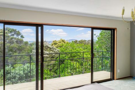 Photo of property in 229a Golf Road, Titirangi, Auckland, 0604