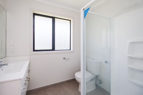 Photo of property in 12 Gibraltar Way, Fitzherbert, Palmerston North, 4410