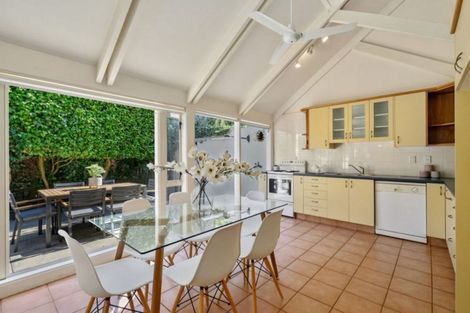 Photo of property in 8 Guinness Crescent, Ilam, Christchurch, 8041
