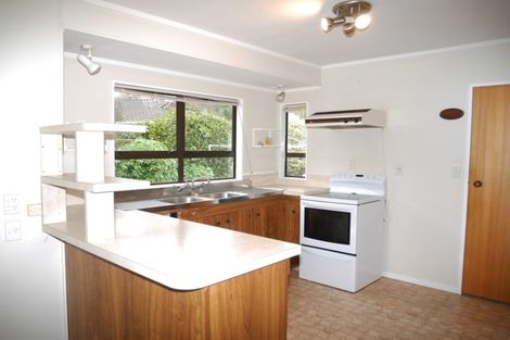 Photo of property in 72 Aorangi Road, Paraparaumu, 5032