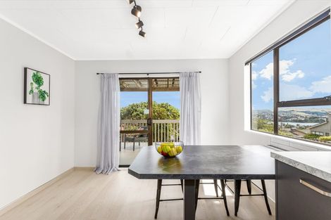 Photo of property in 28 Mercury Way, Whitby, Porirua, 5024